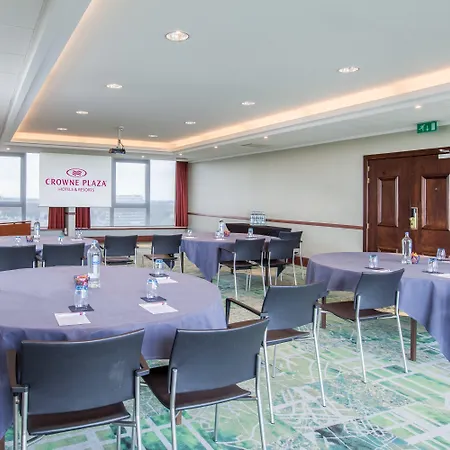 Crowne Plaza By Ihg 4*
