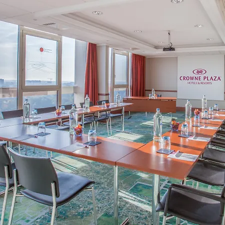 Hotel Crowne Plaza By Ihg 4*