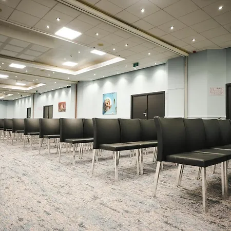 Hotell Crowne Plaza By Ihg 4*