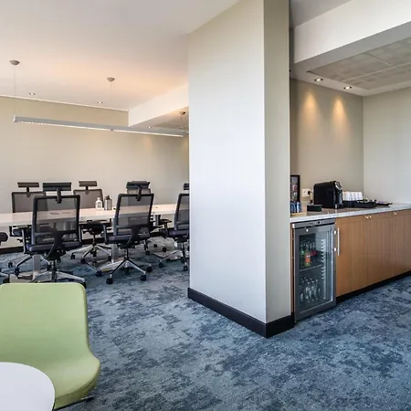 Crowne Plaza By Ihg 4* Antuérpia